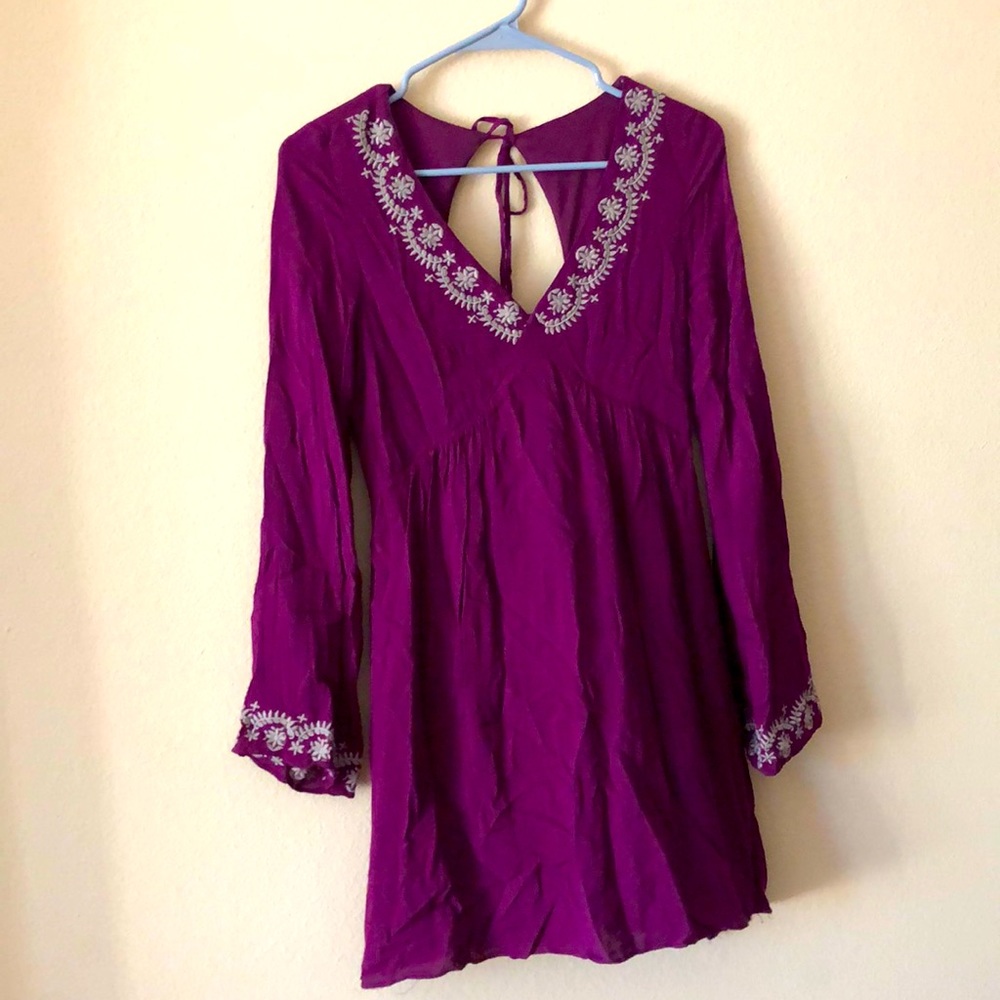 Backless Bell Sleeve Embroidered Berry Dress